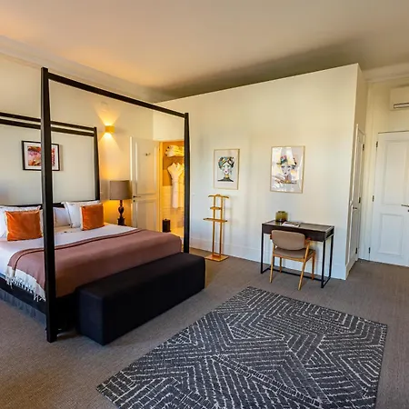 Szálloda Le Consulat 4*