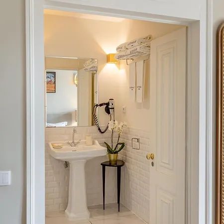 Le Consulat Hotel Lisbon