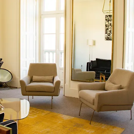 Le Consulat Lisbon