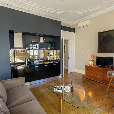 Le Consulat 4*