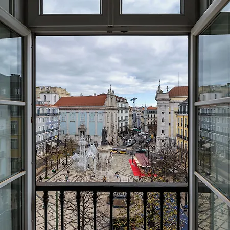Le Consulat Lisbon