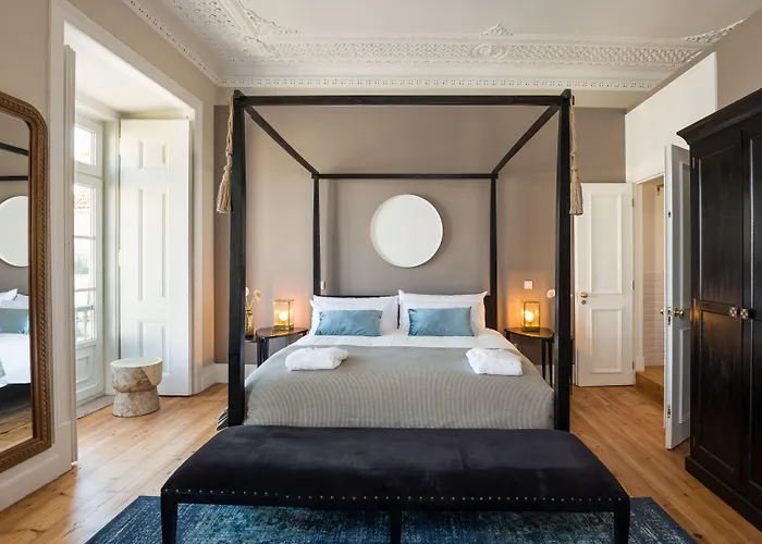 Le Consulat Лиссабон