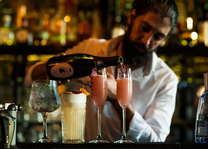 Отель Le Consulat